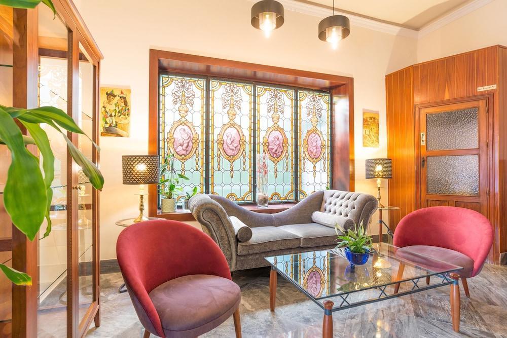 California Hotel Малага Екстериор снимка